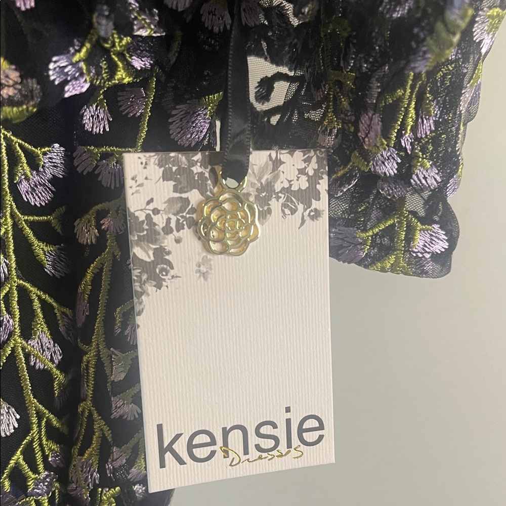 KENSIE BLACK AND PURPLE FLORAL BROCADE OFF-SHOULDER DRESS SIZE 10 NWT - Picture 4 of 7